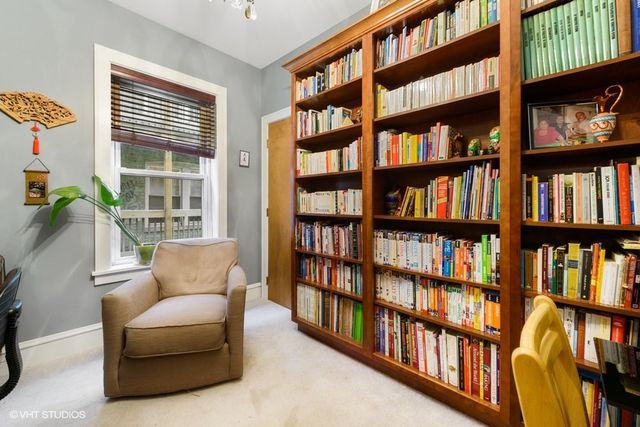 844 W Agatite Avenue 2W, Chicago, IL 60640