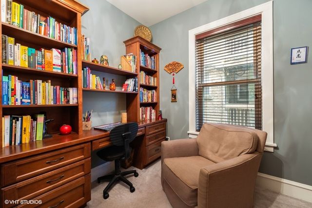 844 W Agatite Avenue 2W, Chicago, IL 60640