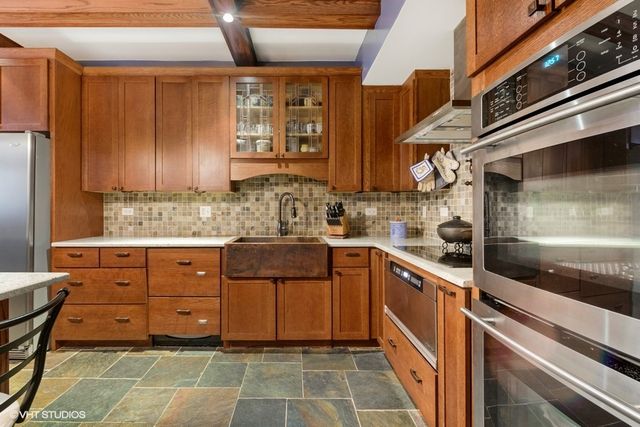 844 W Agatite Avenue 2W, Chicago, IL 60640