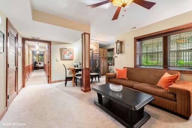 844 W Agatite Avenue 2W, Chicago, IL 60640