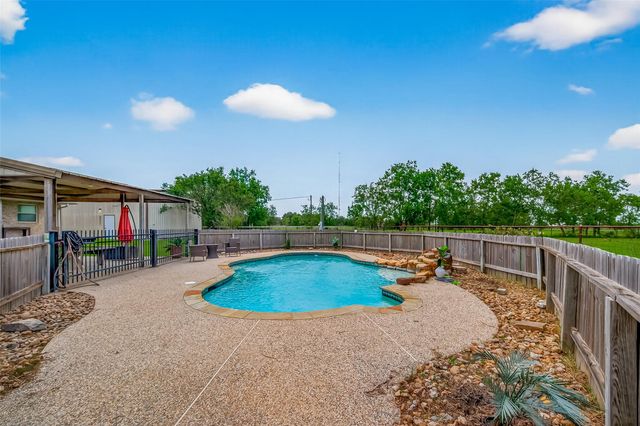 1030 Ginger Street, Santa Fe, TX 77517