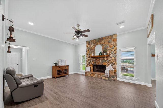 1030 Ginger Street, Santa Fe, TX 77517