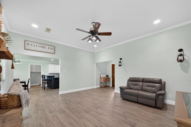 1030 Ginger Street, Santa Fe, TX 77517