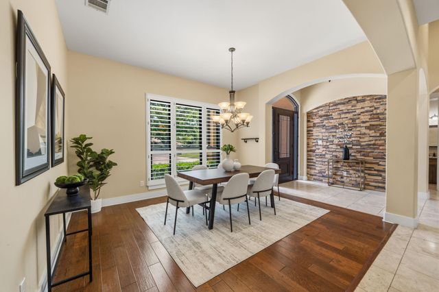 852 Sunfish ST, Lakeway, TX 78734
