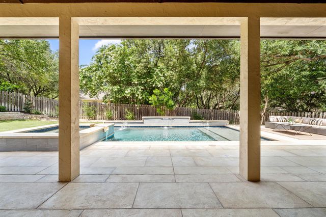 852 Sunfish ST, Lakeway, TX 78734