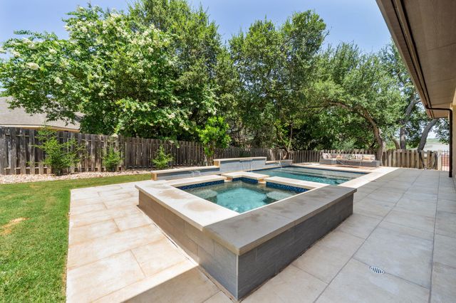 852 Sunfish ST, Lakeway, TX 78734