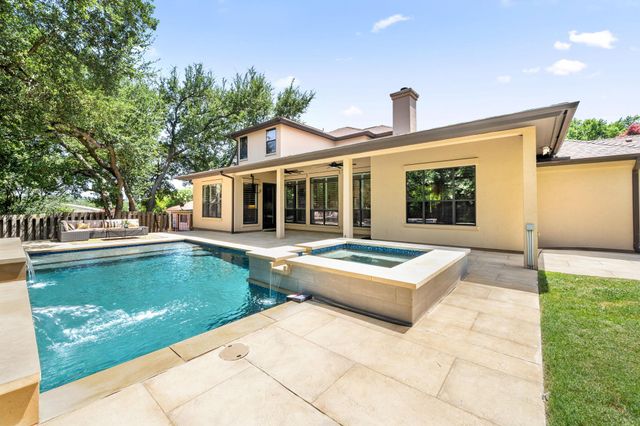 852 Sunfish ST, Lakeway, TX 78734