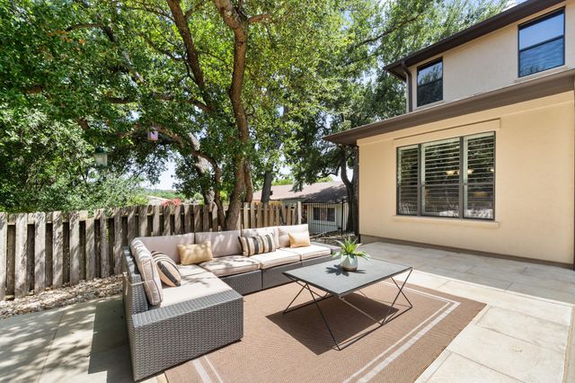 852 Sunfish ST, Lakeway, TX 78734