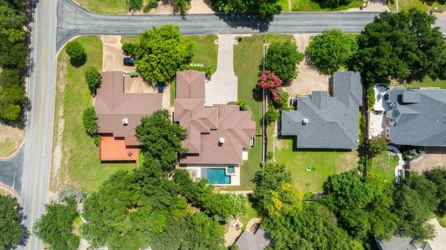852 Sunfish ST, Lakeway, TX 78734