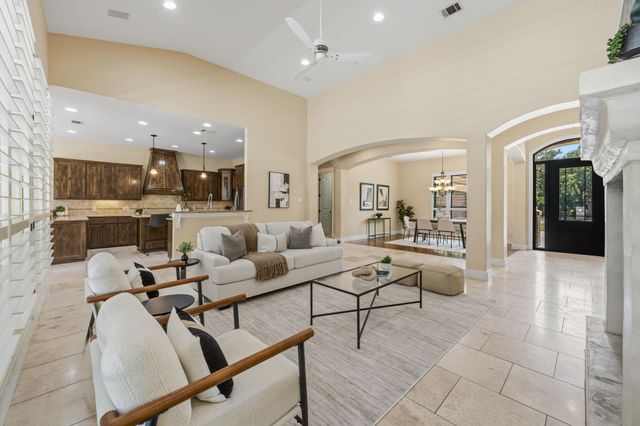 852 Sunfish ST, Lakeway, TX 78734