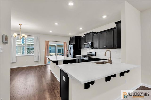 504 E International Road 504, Monroe, NJ 08831