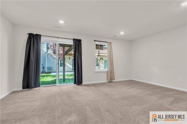 504 E International Road 504, Monroe, NJ 08831