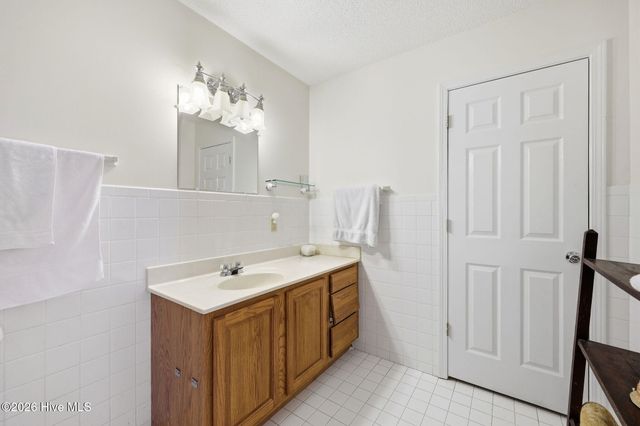 303 Dobbs Street, Hertford, NC 27944