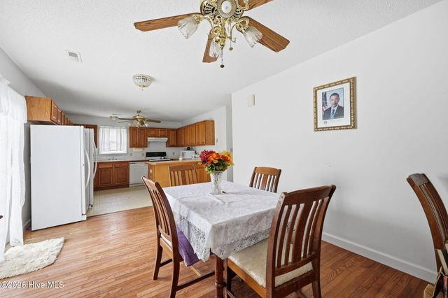303 Dobbs Street, Hertford, NC 27944