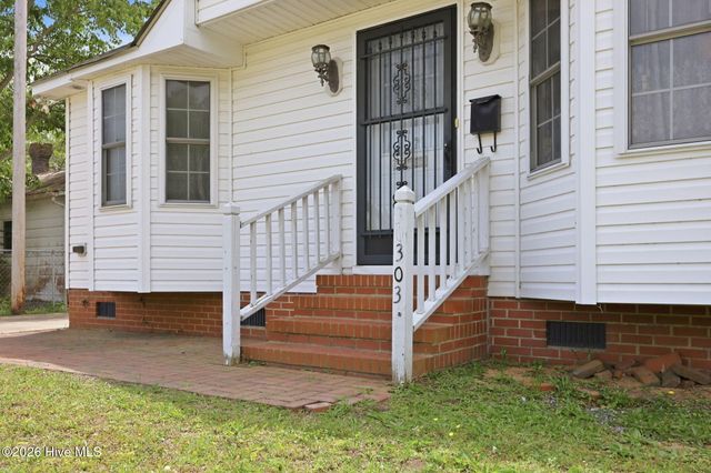303 Dobbs Street, Hertford, NC 27944