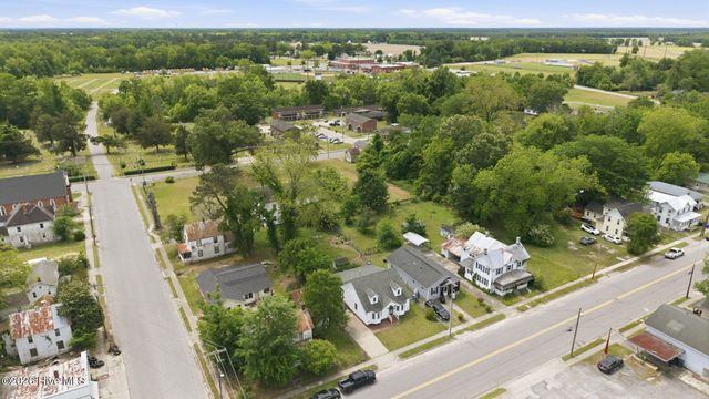 303 Dobbs Street, Hertford, NC 27944