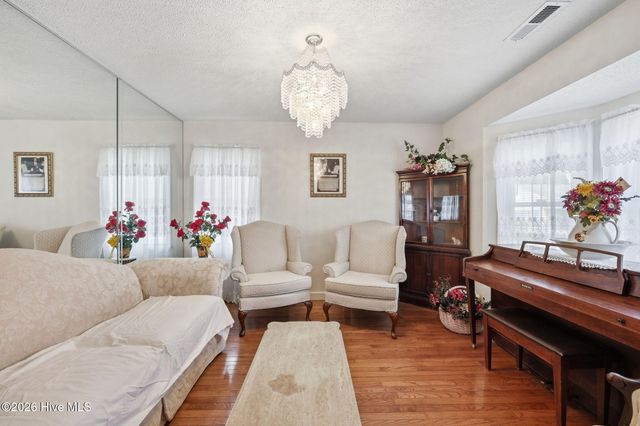 303 Dobbs Street, Hertford, NC 27944