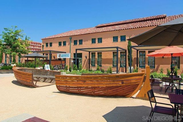 2770 Farragut Rd 116, San Diego, CA 92106