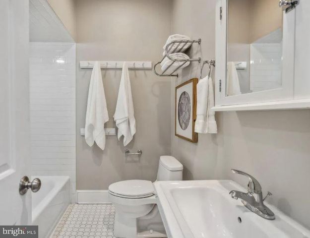 1409 POTOMAC AVE SE, Washington, DC 20003