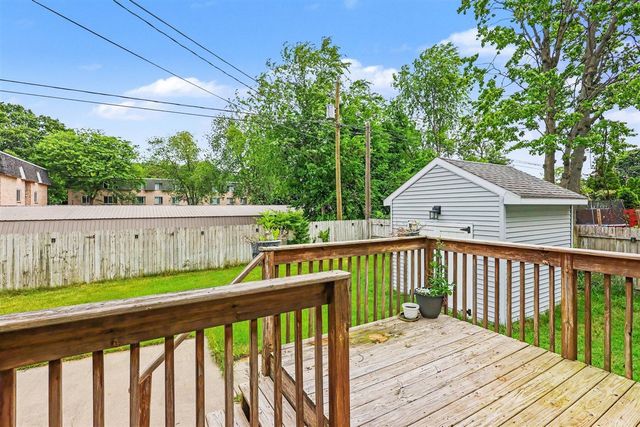 916 Sherwood Road, Muskegon, MI 49441