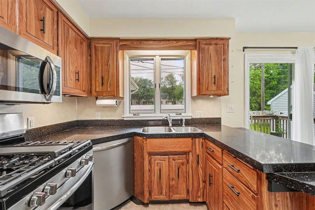 916 Sherwood Road, Muskegon, MI 49441