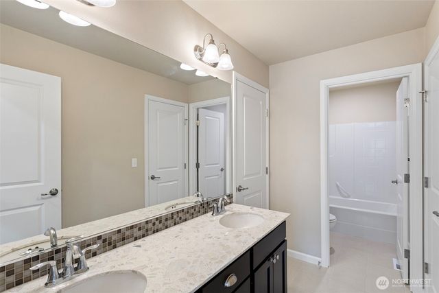 37639 30th Place S, Federal Way, WA 98003