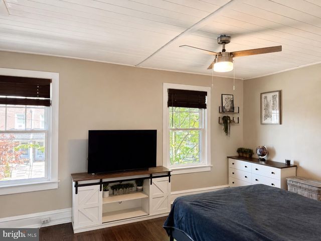 115 DILL AVE, Collingswood, NJ 08108