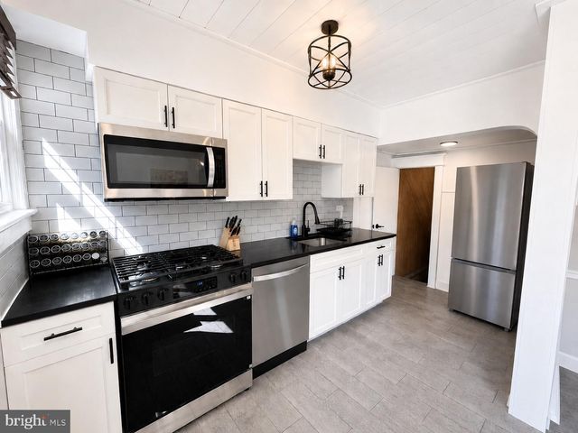 115 DILL AVE, Collingswood, NJ 08108
