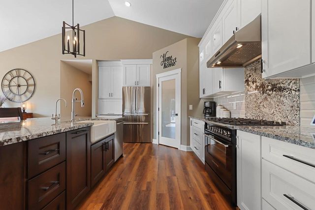 21229 Plank ROAD, Kansasville, WI 53139