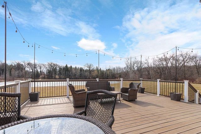 21229 Plank ROAD, Kansasville, WI 53139