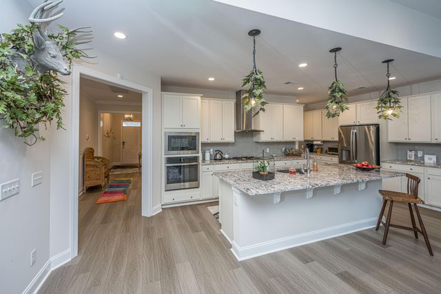 3066 Cross Vine Lane, Summerville, SC 29483