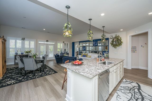 3066 Cross Vine Lane, Summerville, SC 29483