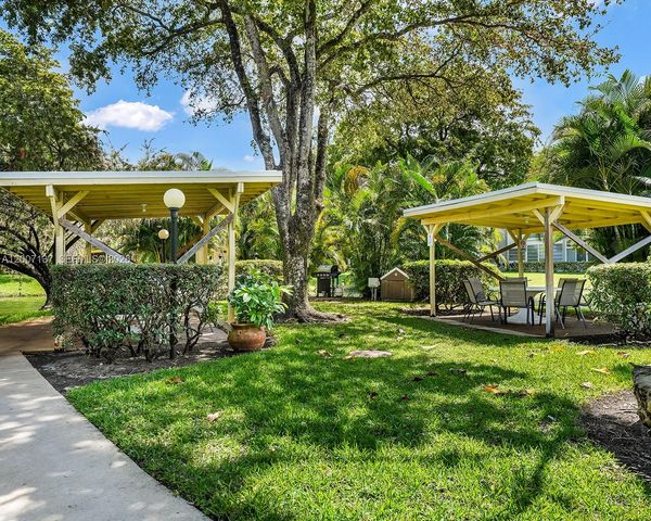 5171 W Oakland Park Blvd 106, Lauderdale Lakes, FL 33313