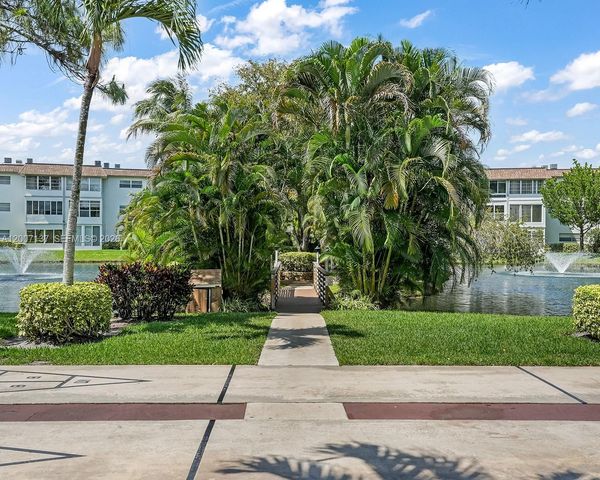 5171 W Oakland Park Blvd 106, Lauderdale Lakes, FL 33313