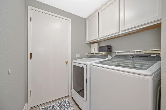 8443 Lost River Ct, Antelope, CA 95843