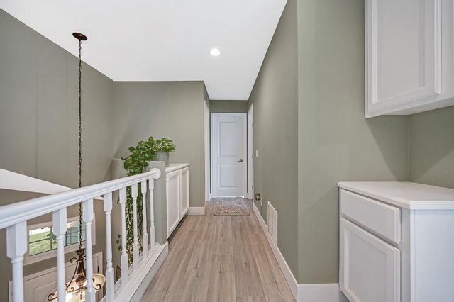 8443 Lost River Ct, Antelope, CA 95843