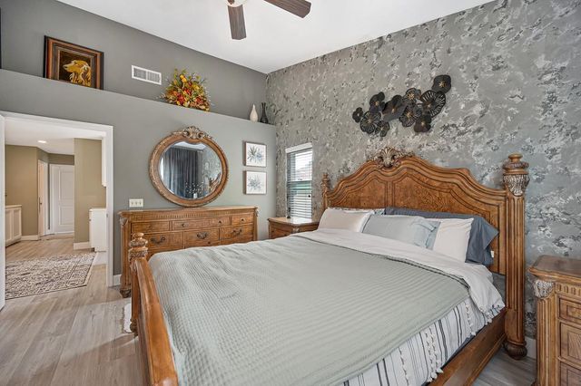 8443 Lost River Ct, Antelope, CA 95843