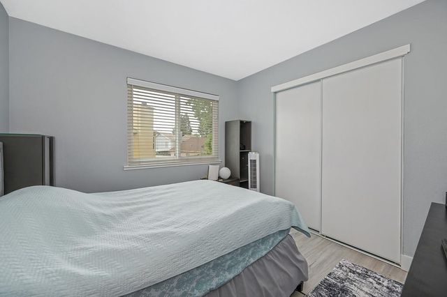 8443 Lost River Ct, Antelope, CA 95843