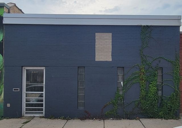 4447 W Belmont Avenue, Chicago, IL 60641