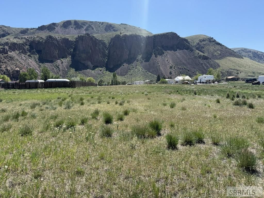 Image 3 of property listing at TBD Quail Road, Salmon, ID 83467