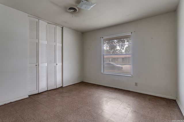 3615 WOODVILLE DR, San Antonio, TX 78223