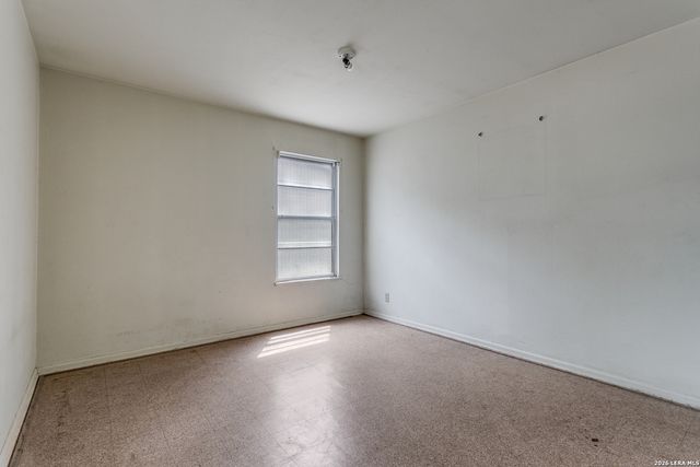 3615 WOODVILLE DR, San Antonio, TX 78223