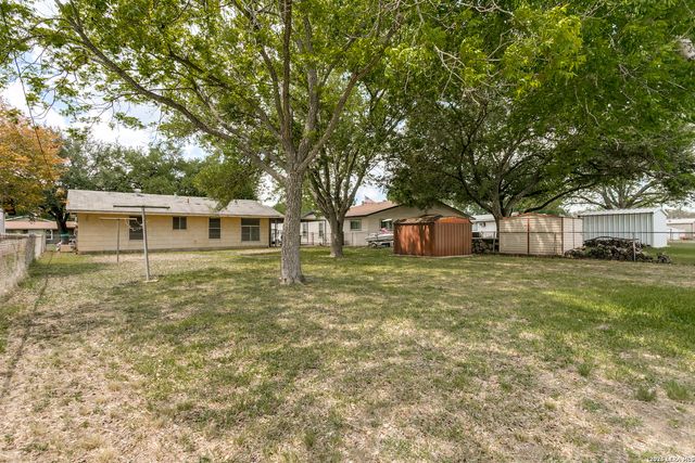 3615 WOODVILLE DR, San Antonio, TX 78223