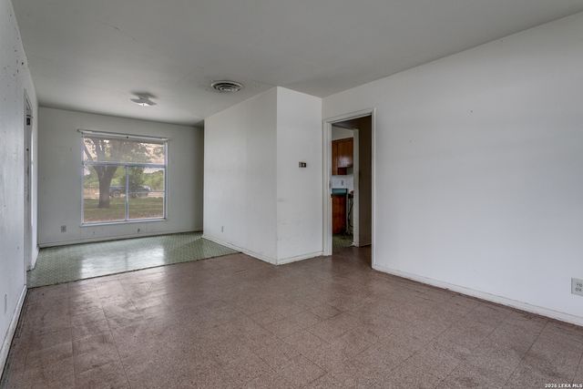 3615 WOODVILLE DR, San Antonio, TX 78223