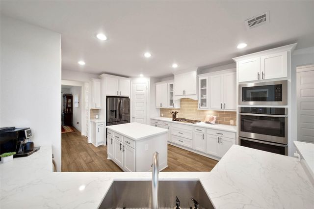 28602 Mountain Timber Court, Fulshear, TX 77441