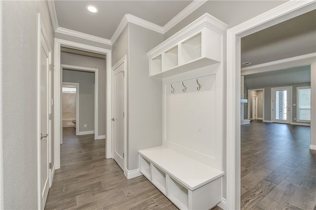 4016 Oak Meadow Grove Circle, College Station, TX 77845