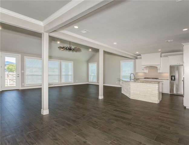 4016 Oak Meadow Grove Circle, College Station, TX 77845