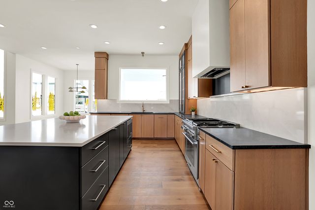 5336 Ashby Court, Greenwood, IN 46143