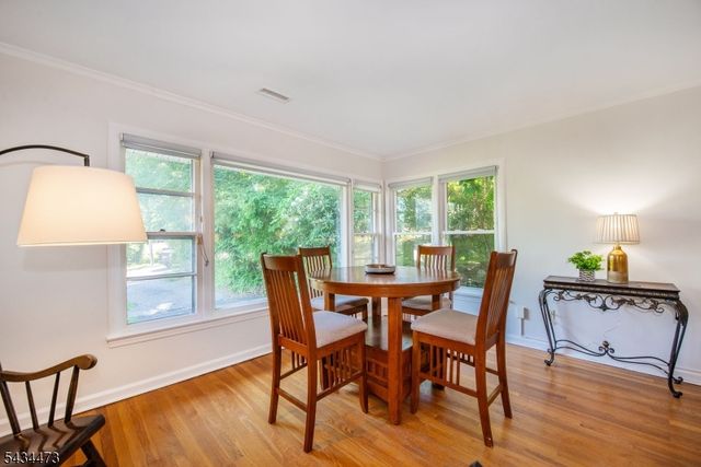 17 Luddington Rd, West Orange Twp., NJ 07052