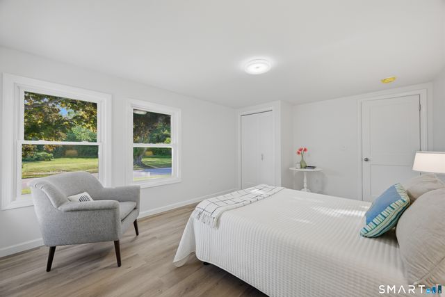 52 Chalker Beach Road, Old Saybrook, CT 06475